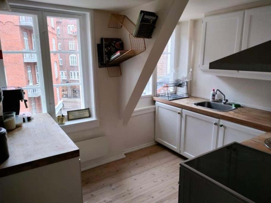 Leilighet 100 Kvadratmeter. Yderst Attraktivt Beliggenhed København